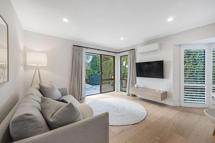 202 Whitford Road Shamrock Park_13