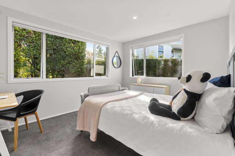 2a Grove Road Narrow Neck_13