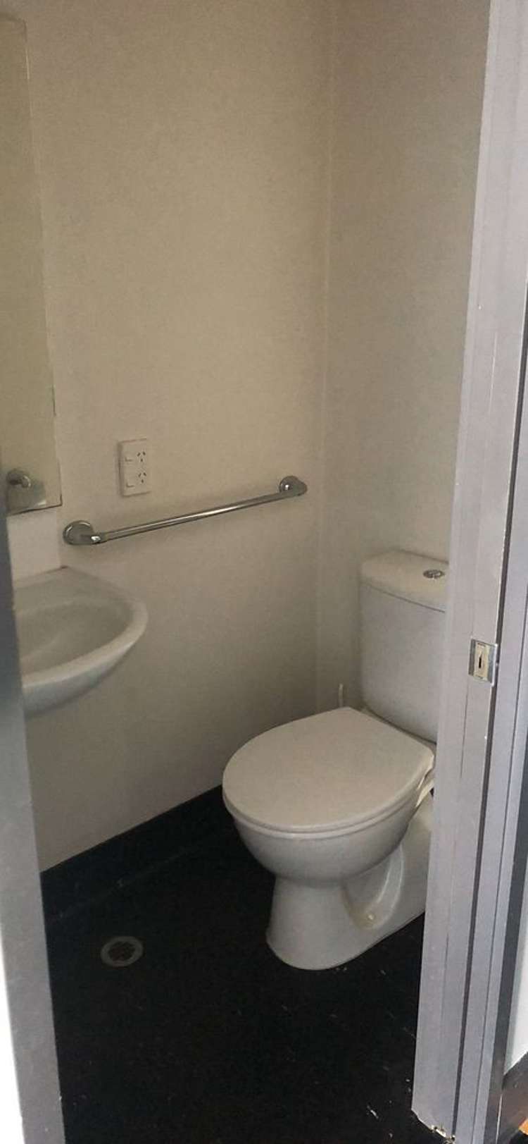 113/133 Beach Road Auckland Central_4