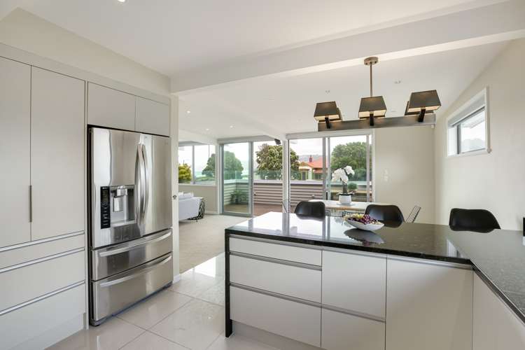 2 Buick Street Petone_10