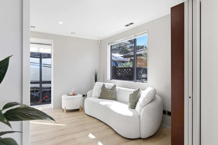 99 Grovenor Drive Orewa_16