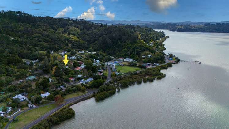 38 Yarborough Street Kohukohu_31