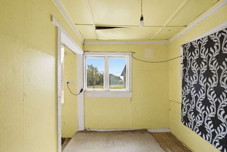 76 Lyndhurst Drive_5