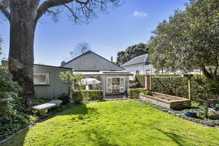 1 Punga Street Mount Eden_14