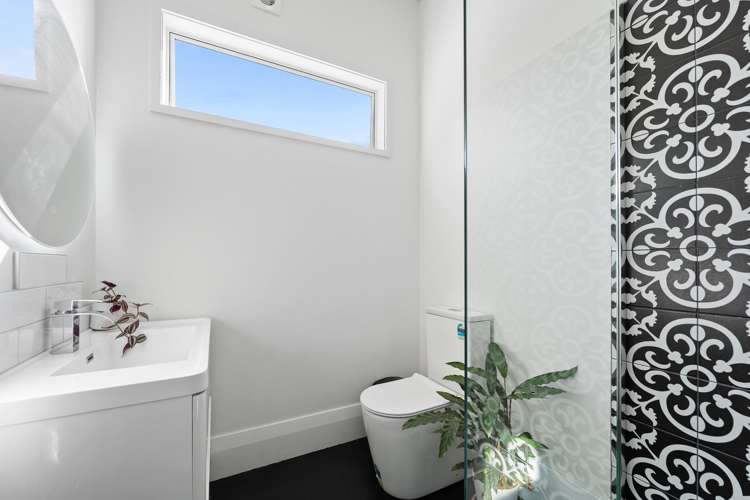 8 Puriri Street Helensville_19