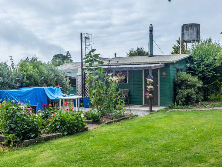 608 Woodbury Road Geraldine_11