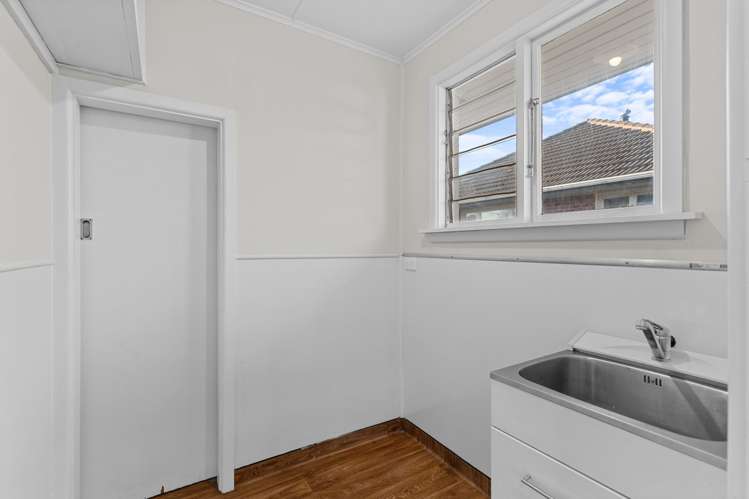 133 Springs Road Hornby_12