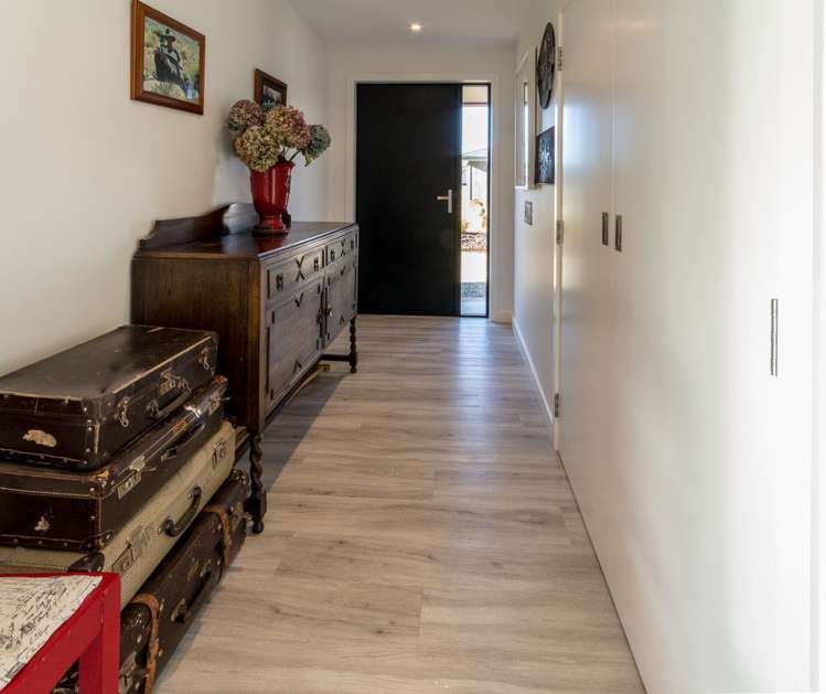 21 Mallard Street Albert Town_16