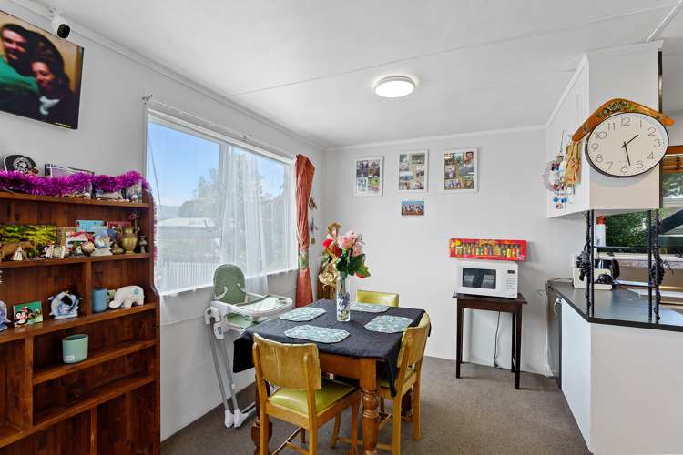 6 Colenso Place Otaki Beach_5