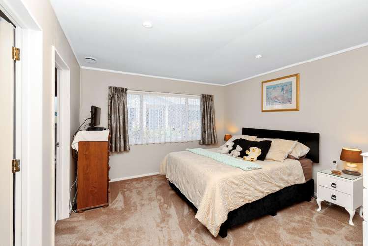 127b Parrs Cross Road Glen Eden_9