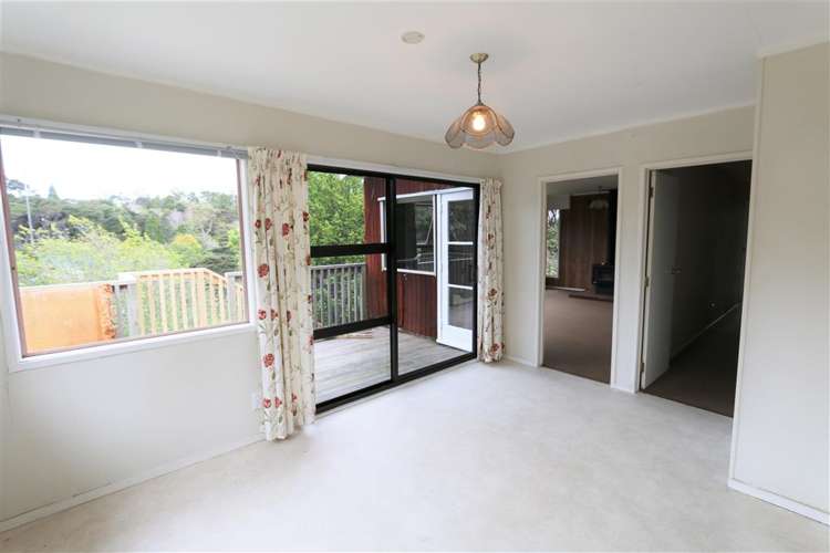 4 Woontons Lane Titirangi_10