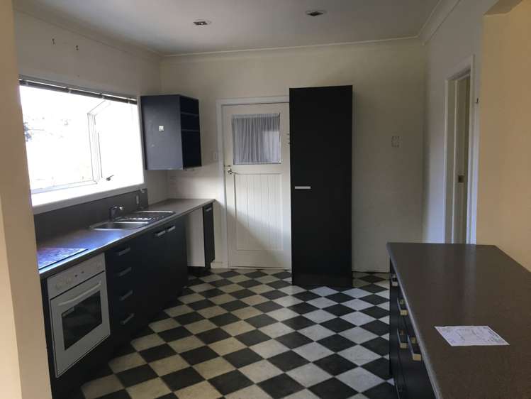 11 Greers Road Manurewa_10