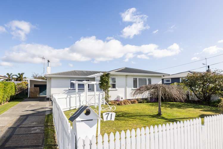 71 Harold Holt Avenue Onekawa_19