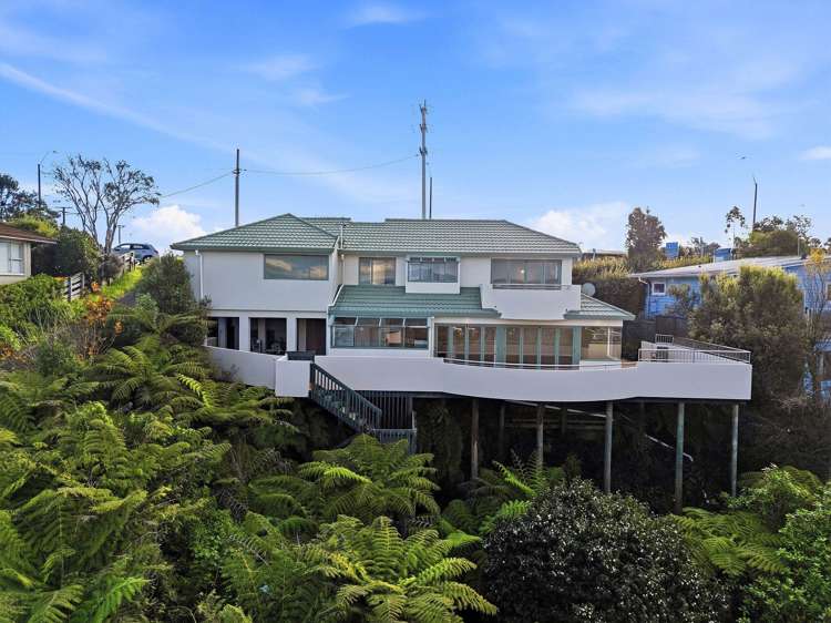 825 East Coast Road Browns Bay_25