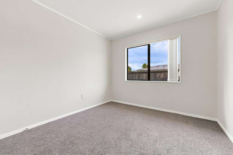 2/41 President Avenue Papakura_6