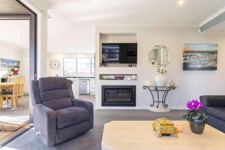 251/61 Golden Sands Drive Papamoa Beach_6