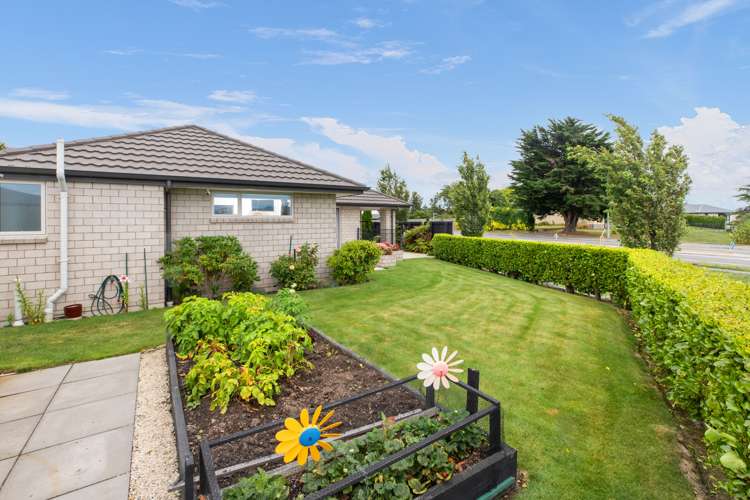 1 Four Peaks Drive Wigram_17