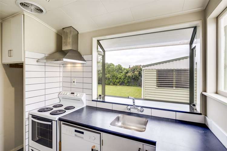 141 Westminster Avenue Tamatea_12