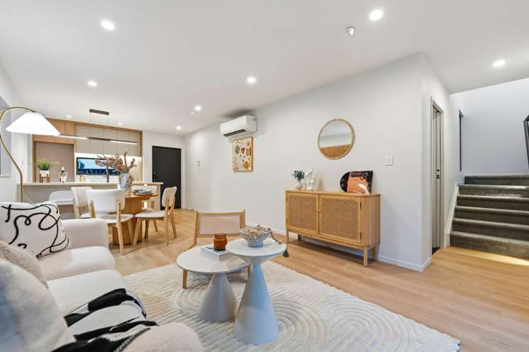 4 /31 Mountain Road Mt Wellington_16