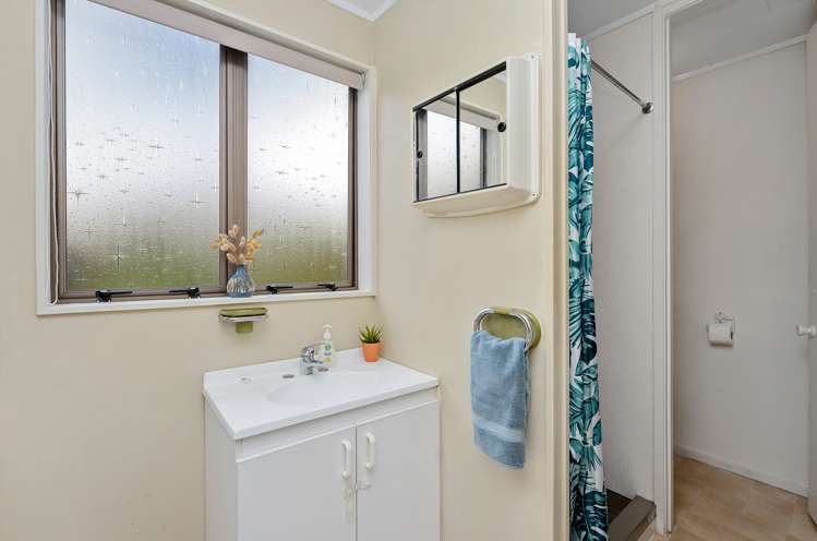 5 Oratia Street Waikanae Beach_8