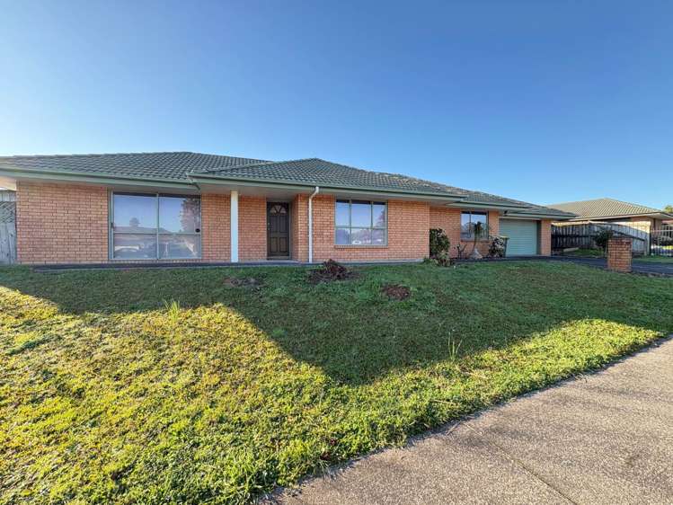 49 Michael Jones Drive Flat Bush_0