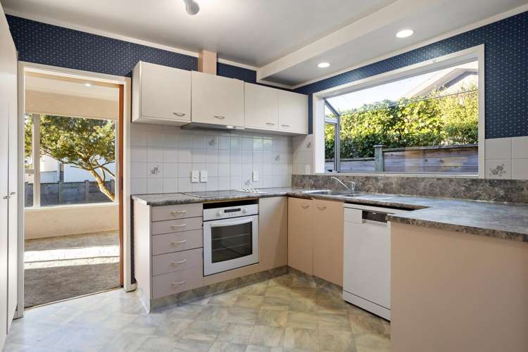 79 Gilbass Avenue Hamilton Lake_10
