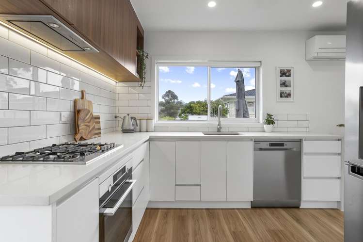 2/60 Chartwell Avenue Glenfield_9