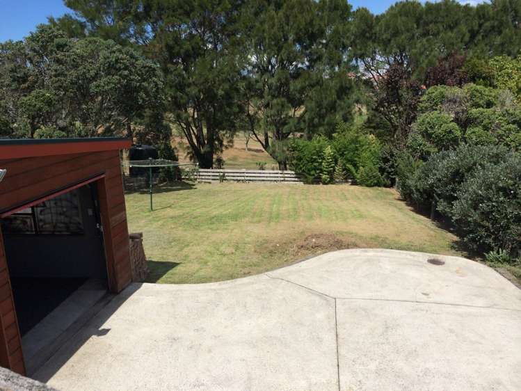 1313 Whangaparaoa Road Army Bay_12