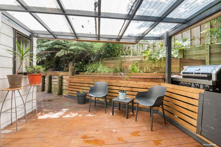 1 Relko Crescent Torbay_14