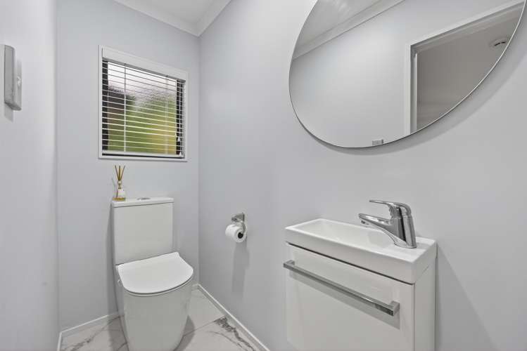 23 Hogarth Rise West Harbour_22
