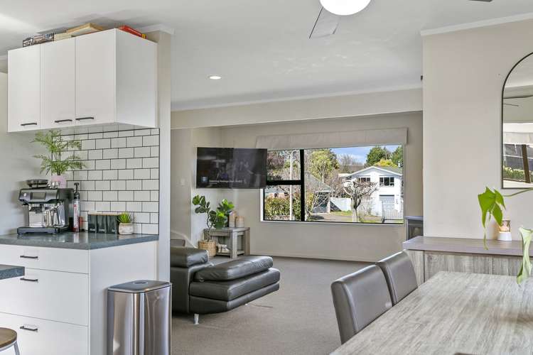 12 Holland Grove Richmond Heights_9