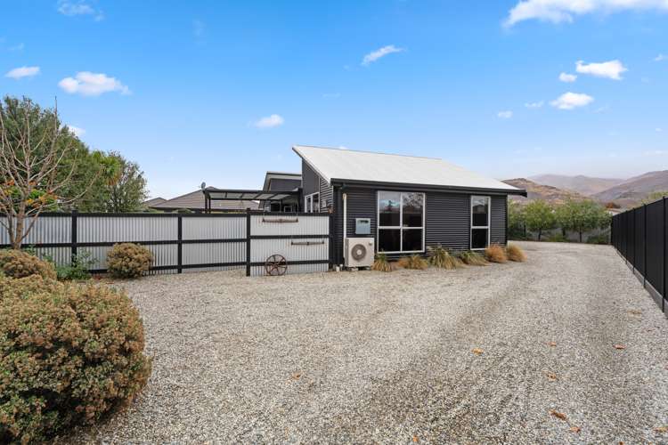 92 Barry Avenue Cromwell_25