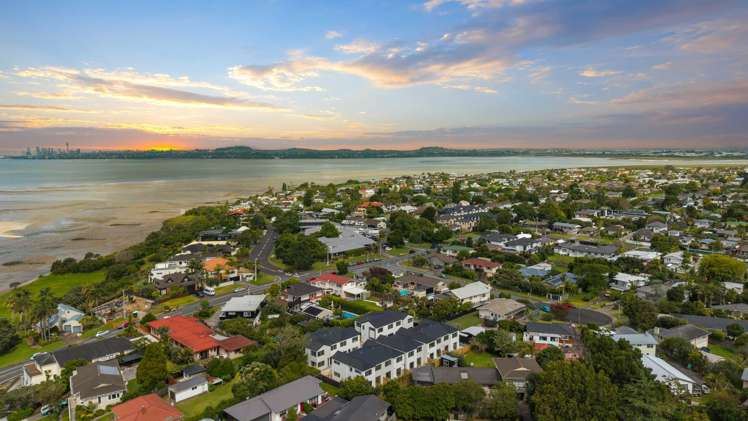 113 Beach Road Te Atatu Peninsula_37