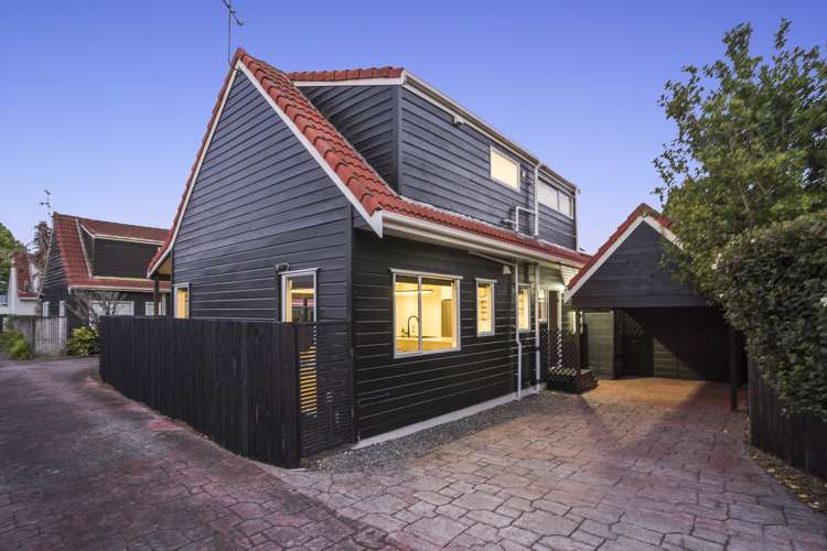 2/31 Wairakei Street Greenlane_13