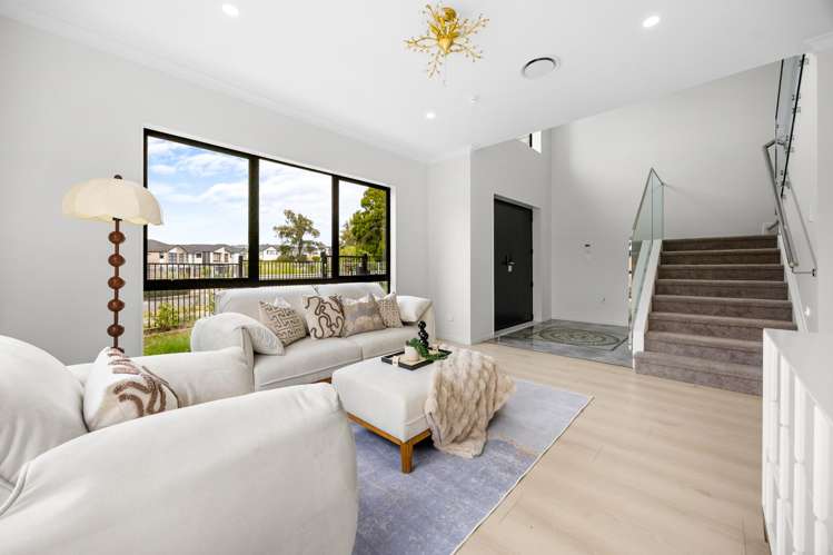 32 Tannaghmore Drive Flat Bush_2