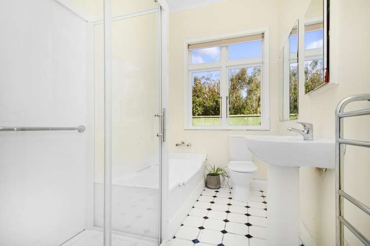 80 Penrose Street Woburn_16