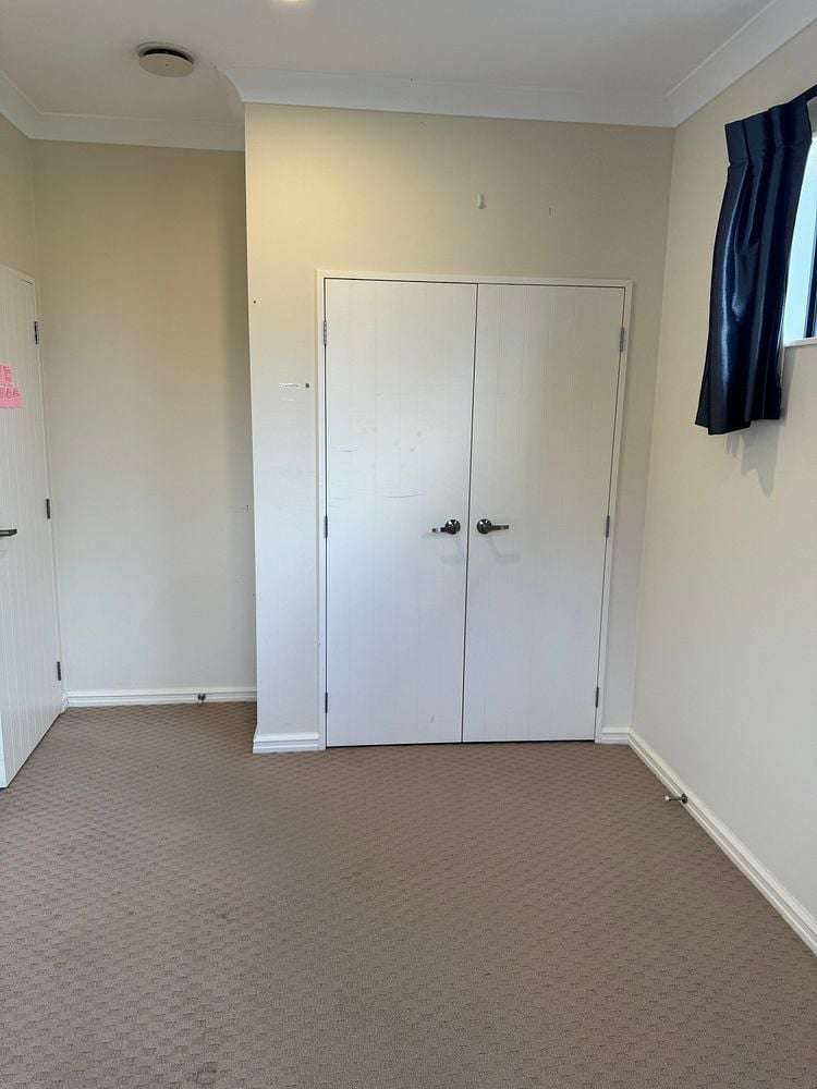 3 Askerne Drive Flat Bush_10
