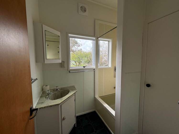 69 Mcpike Road Pollok_13