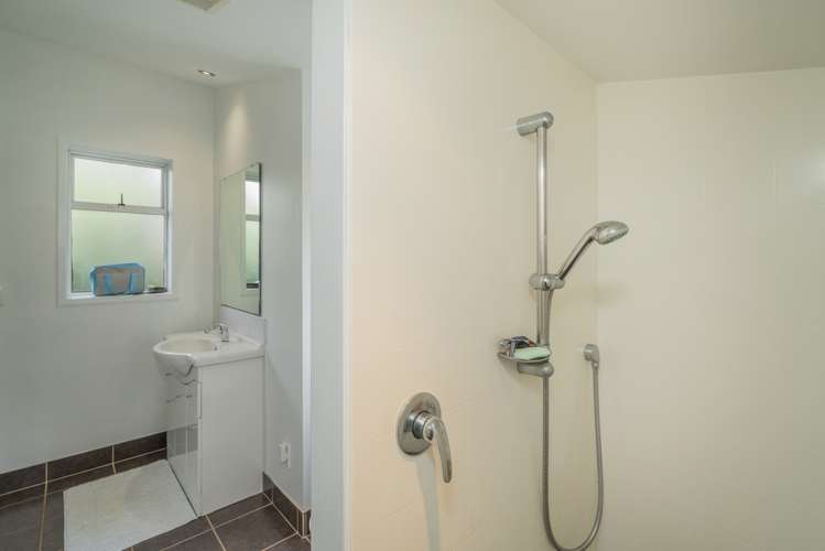 53 Windsor Drive Tairua_16