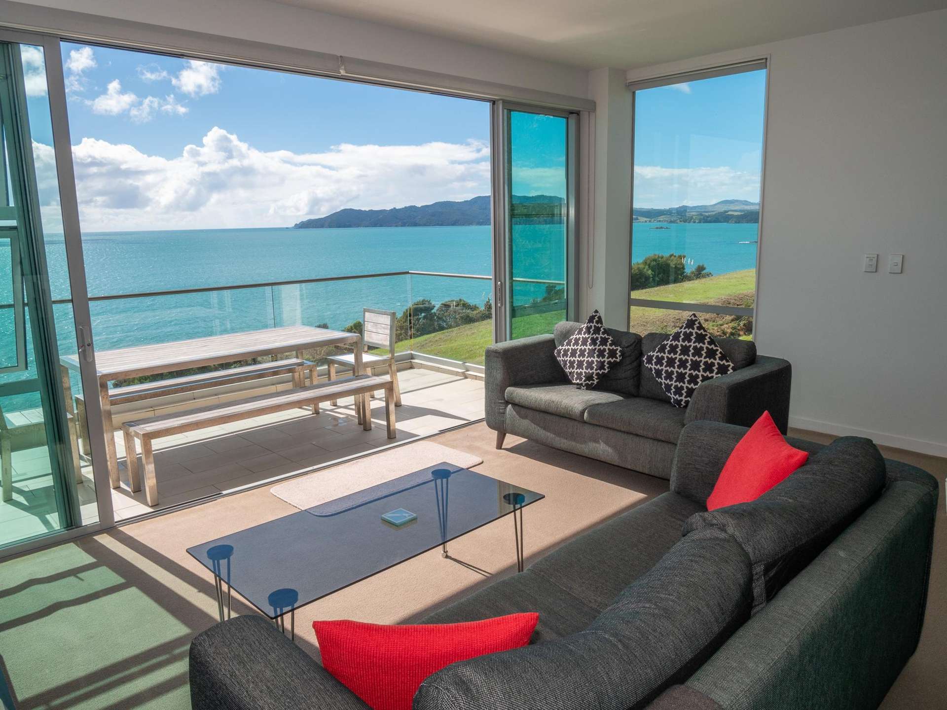 26/18 Dudley Crescent Cable Bay_0