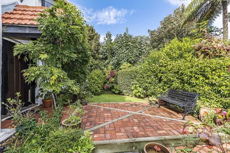 6 Amapur Drive Khandallah_2