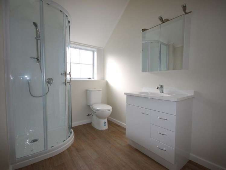 120 Akaroa Drive Maupuia_8