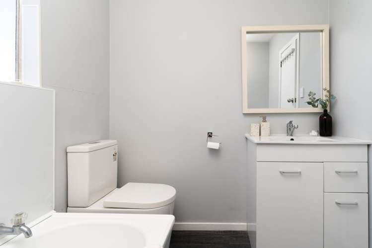 16 Cleveland Street Edgeware_12