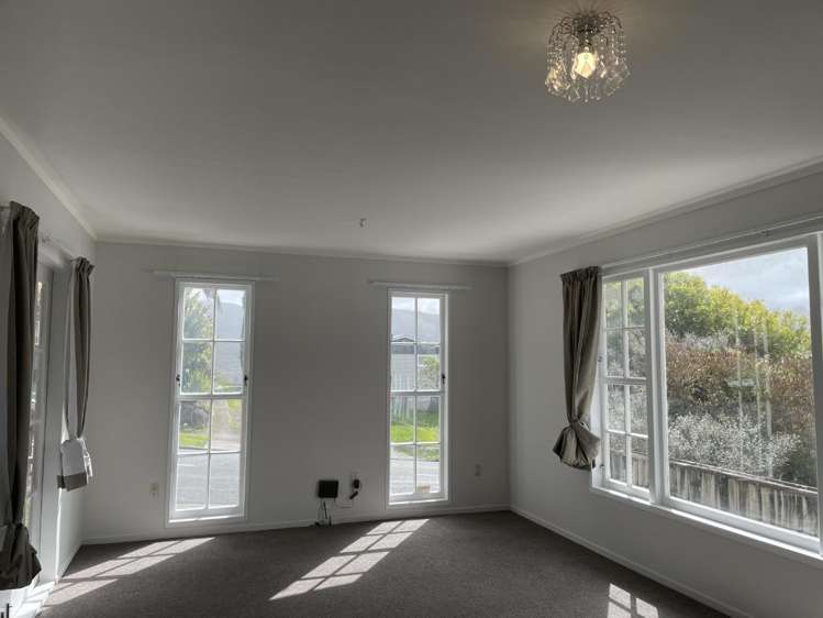 121 Holborn Drive 1350_5