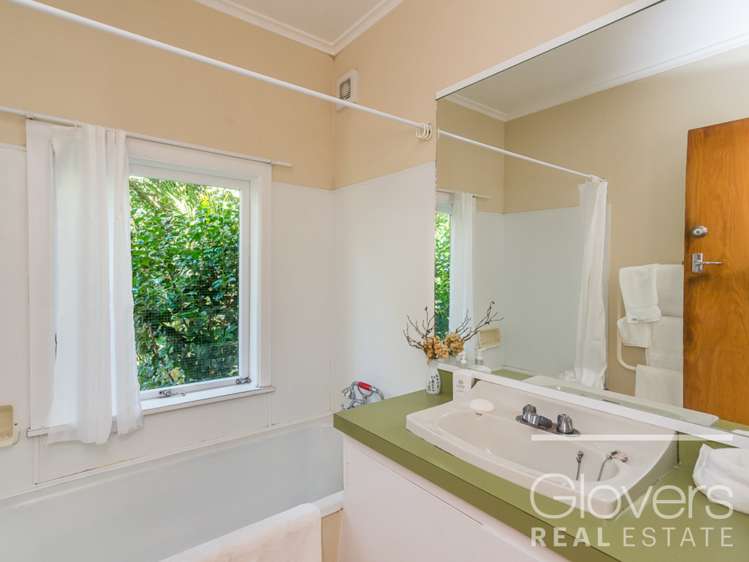 71 Scenic Drive Titirangi_13