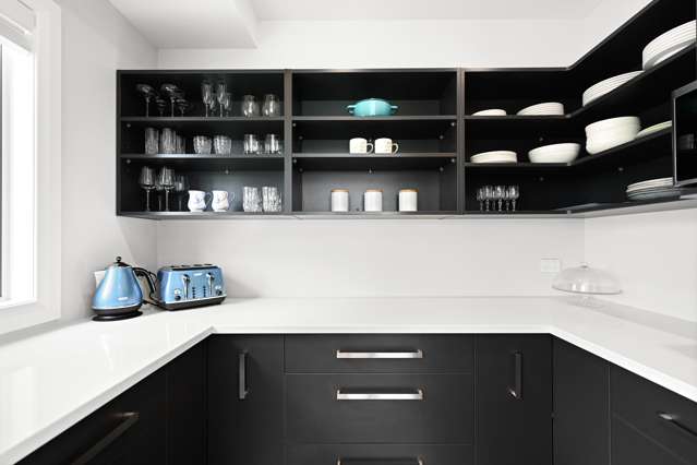 25 Alan Livingston Drive Cambridge_2