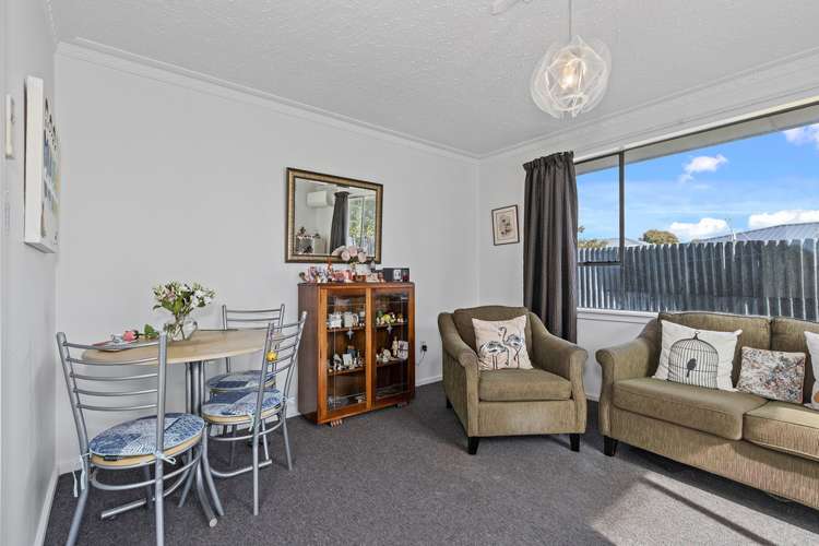 2/61 Rochester Street Linwood_3