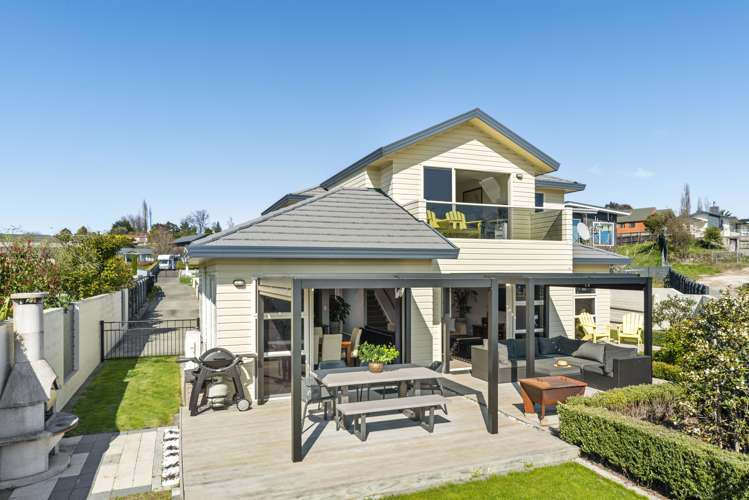 1/2 The Moorings Taupo_8