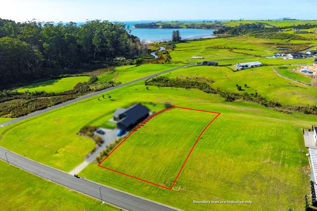 Exclusive Coastal Section in Prestigious Weiti Bay