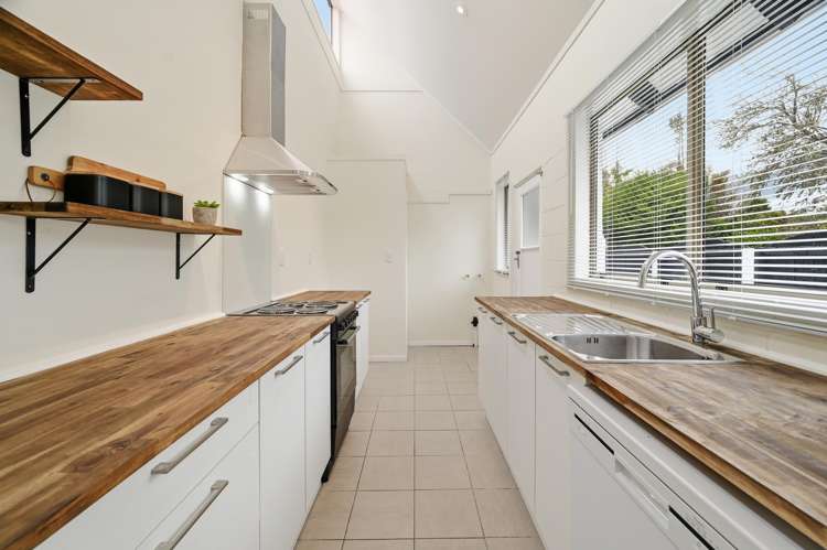 74 Robinson Avenue Holdens Bay_6